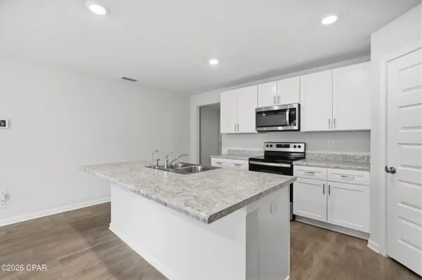 $2,450 | 4753 Firefly Lane, Panama City, FL 32404