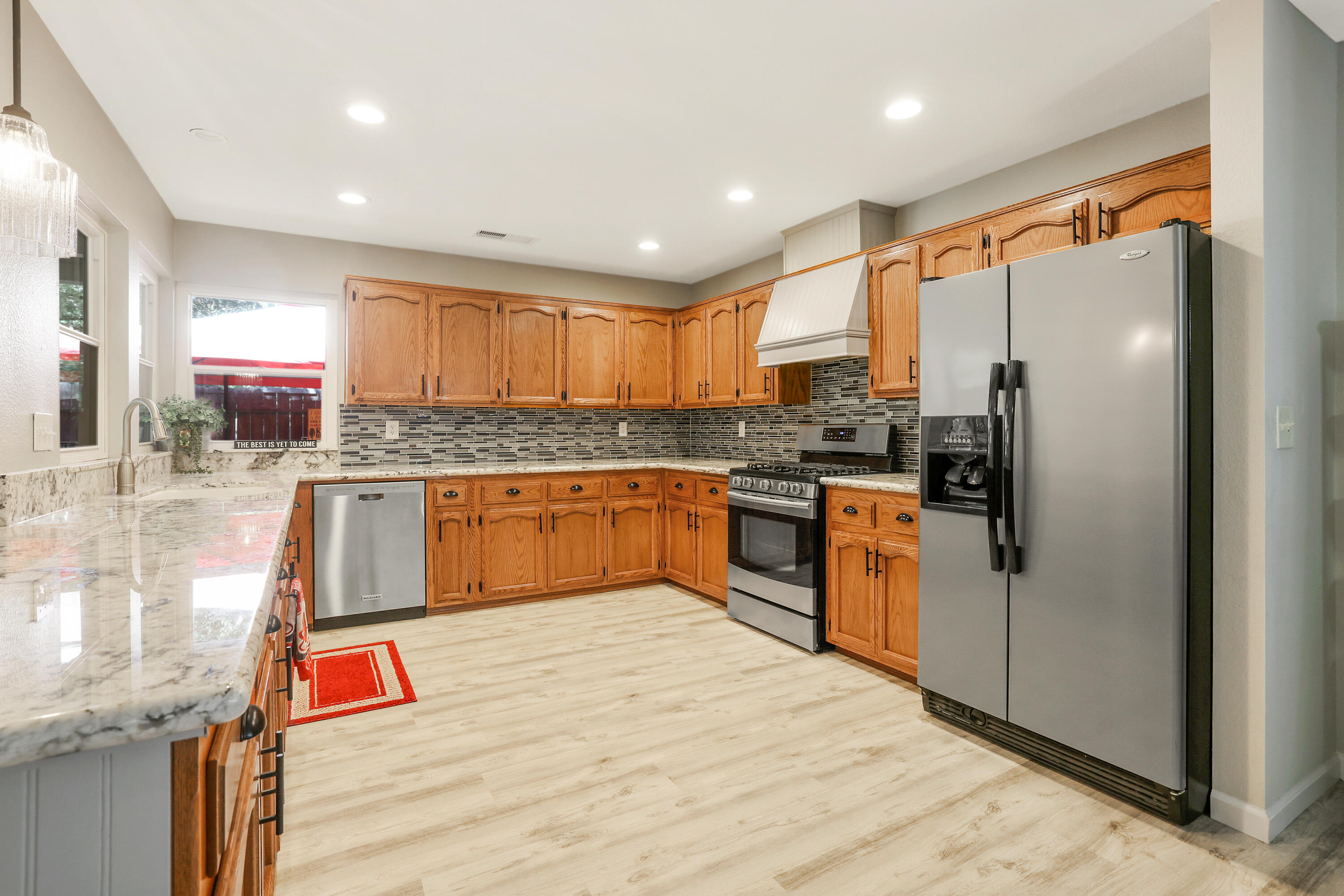 203 Hampton Court Exeter, CA 93221 - Photo 14 of 46 D50A0422