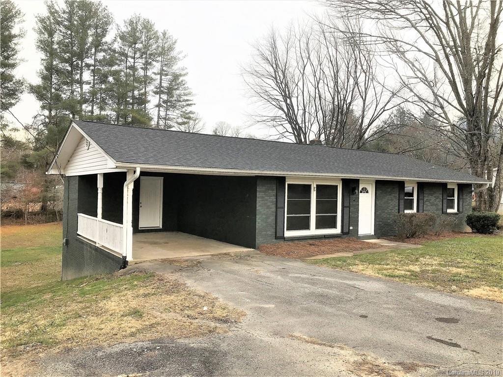 143 Morgan Road Hendersonville, NC 28739 - Photo 2 of 22