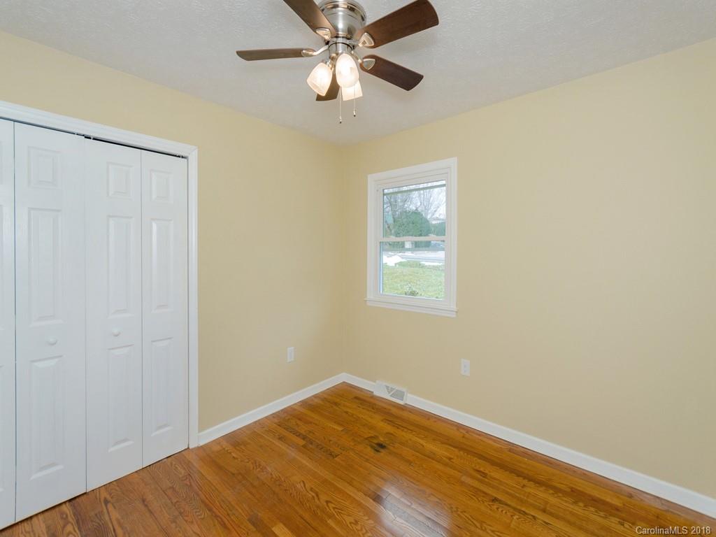 143 Morgan Road Hendersonville, NC 28739 - Photo 15 of 22