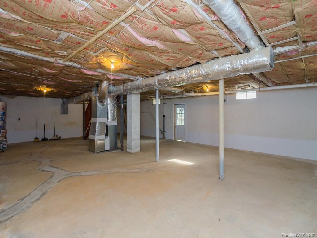 143 Morgan Road Hendersonville, NC 28739 - Photo 16 of 22