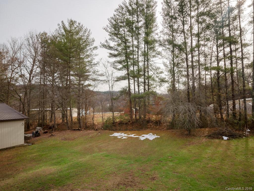 143 Morgan Road Hendersonville, NC 28739 - Photo 10 of 22