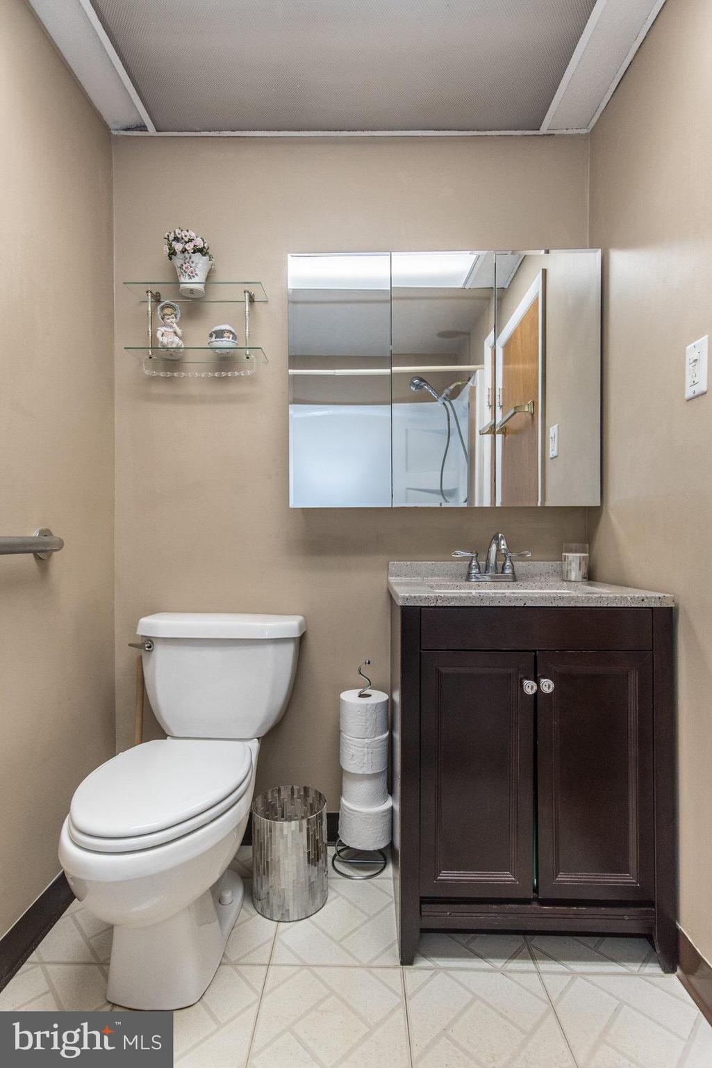 3534 Oakhill Road Philadelphia, PA 19154 - Photo 31 of 55 Gallery Image 31