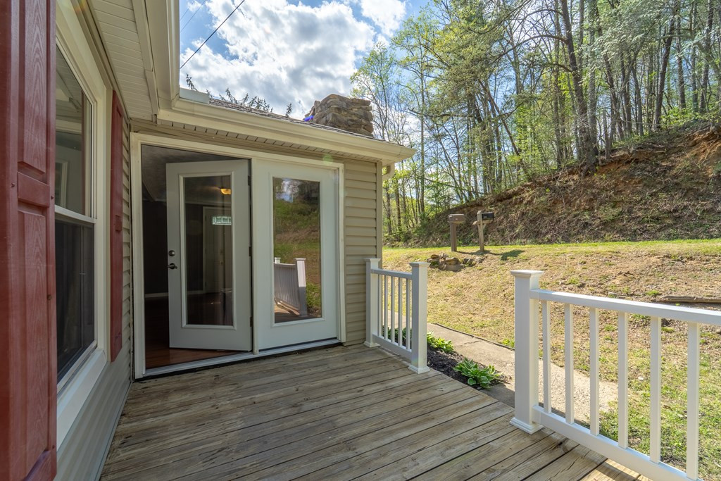 1303 Atoah Road Robbinsville, NC 28771 - Photo 30 of 62