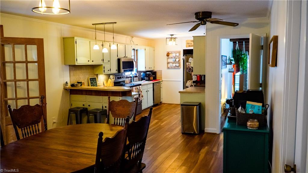 498 Salem Church Road Reidsville, NC 27320 - Photo 11 of 26