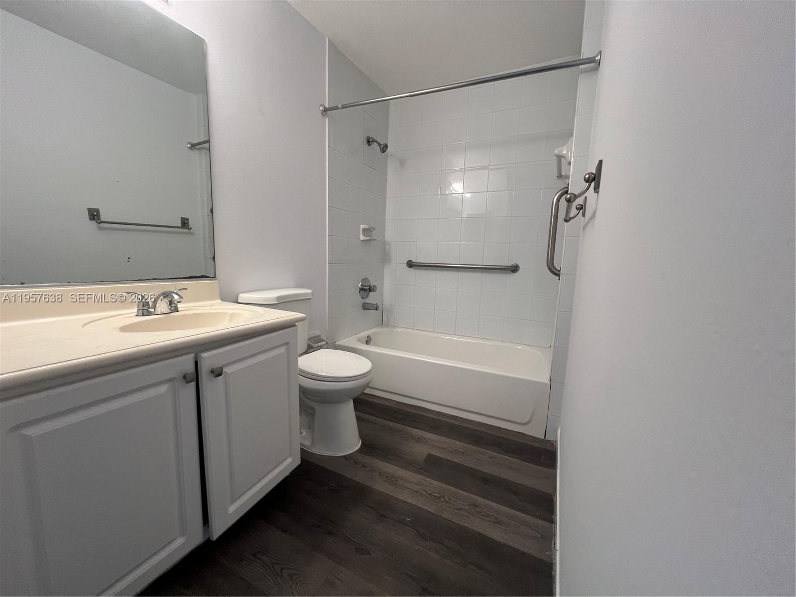 717 Southwest 11th Avenue, Unit 101 Miami, FL 33130 - Photo 5 of 13