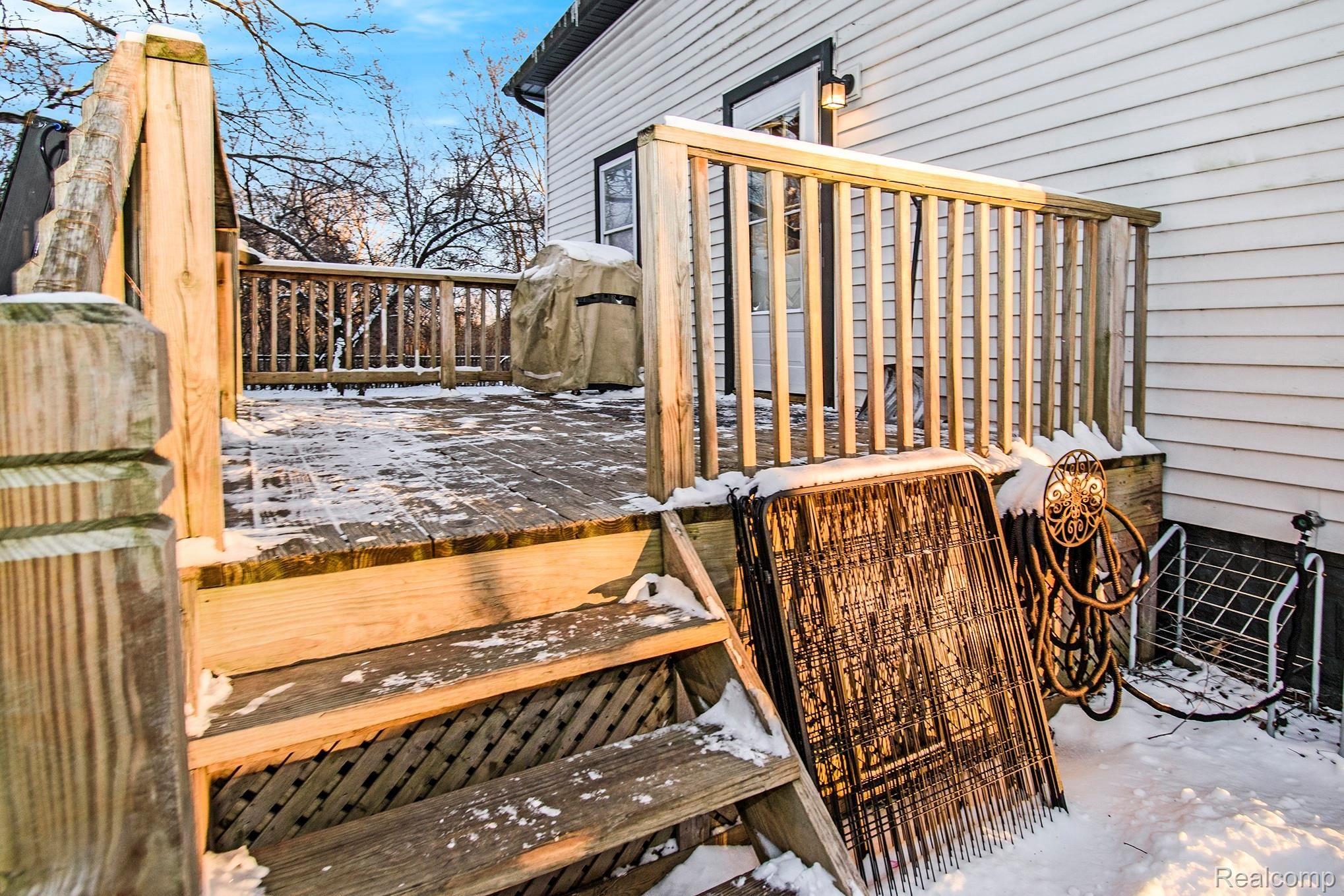 28350 Sibley Road Romulus, MI 48174 - Photo 30 of 36 DSC_0110.jpg
