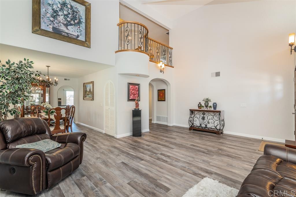 4374 Point Reyes Court Carlsbad, CA 92010 - Photo 4 of 25 Gallery Image 4