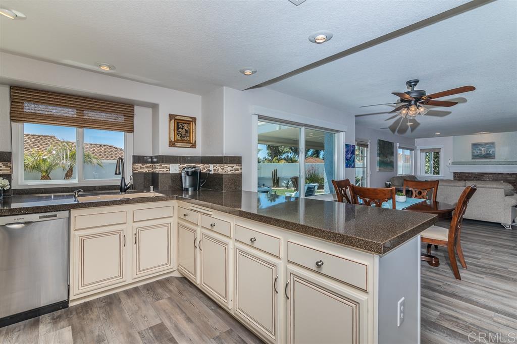 4374 Point Reyes Court Carlsbad, CA 92010 - Photo 7 of 25 Gallery Image 7