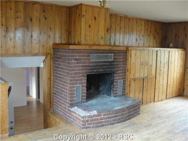 609 Huron Road Colorado Springs, CO 80910 - Photo 7 of 11 Gallery Image 7