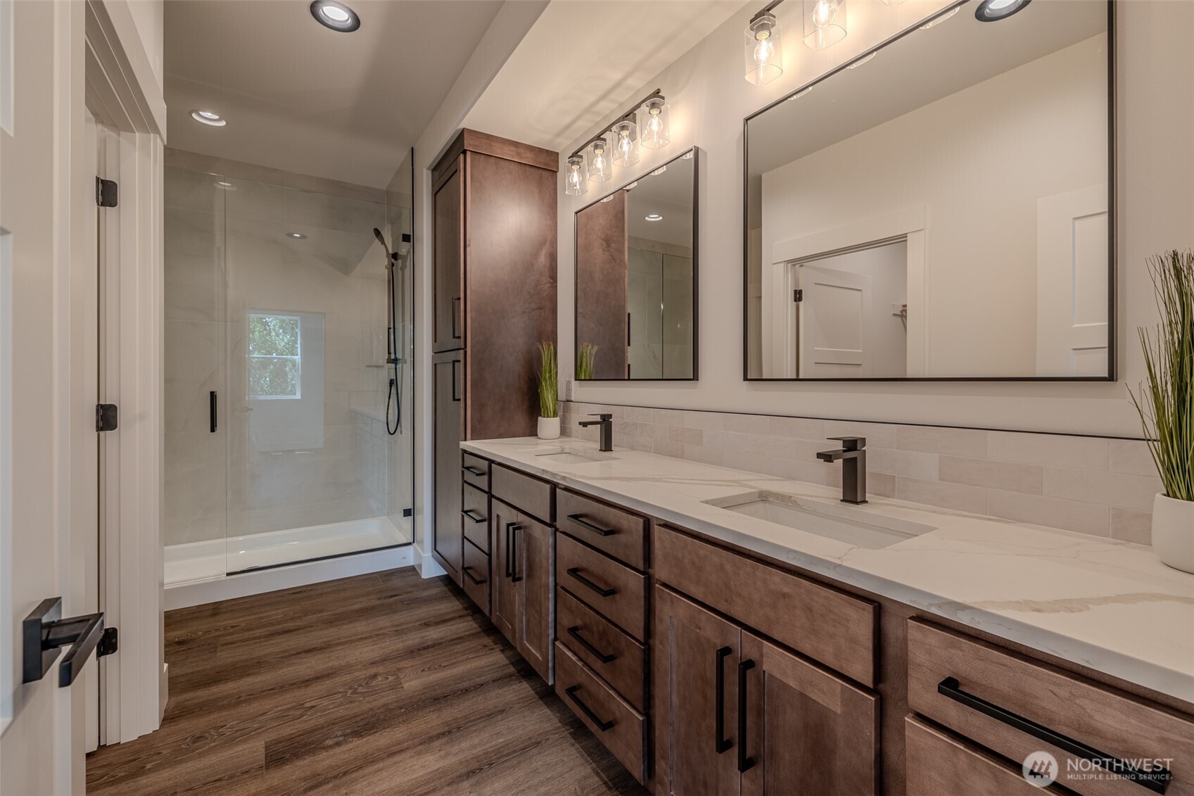 960 Wayne Lane Wenatchee, WA 98801 - Photo 11 of 22 a bathroom with a double vanity sink and a mirror