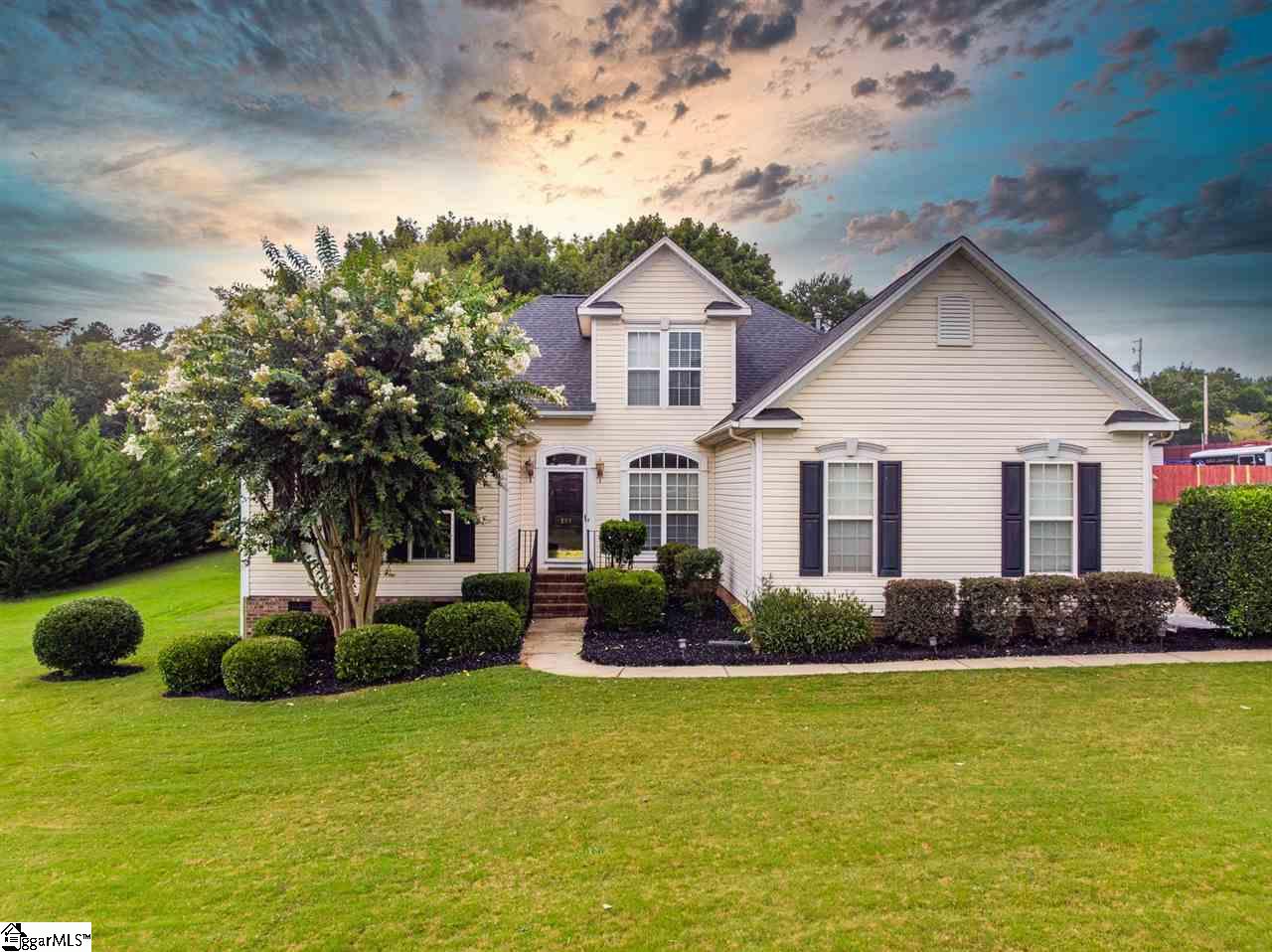 207 Ridge Bay Court Greenville, SC 29611 - Photo 1 of 35 Gallery Image 1