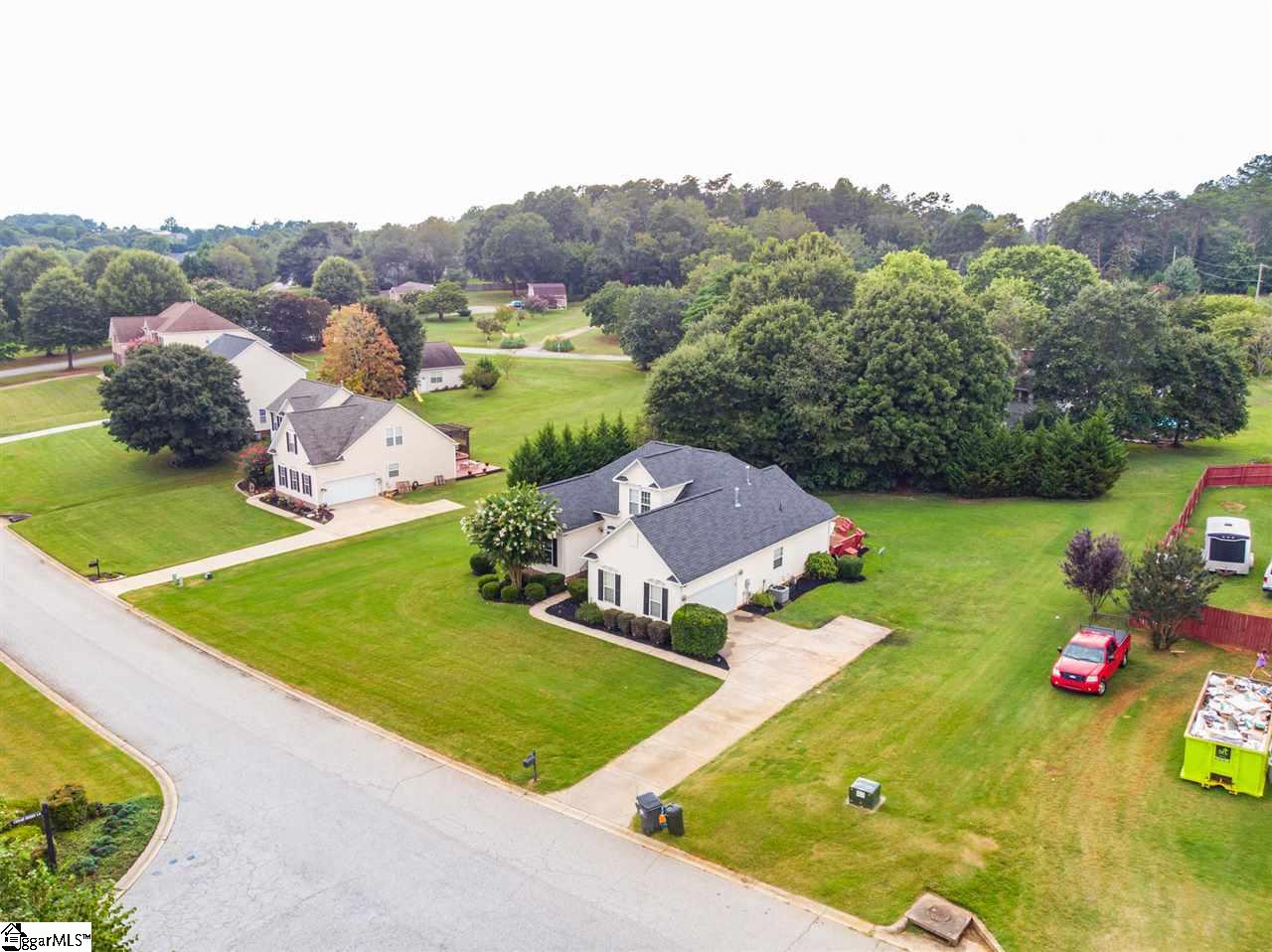 207 Ridge Bay Court Greenville, SC 29611 - Photo 31 of 35 Gallery Image 31