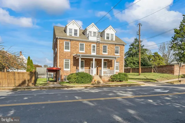 $1,125 | 715 William Street, Unit 6, Fredericksburg, VA 22401