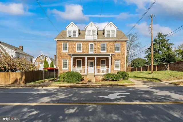 $1,125 | 715 William Street, Unit 6, Fredericksburg, VA 22401
