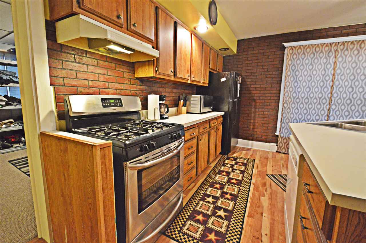 301 East Main Street Butler, IN 46721 - Photo 11 of 32