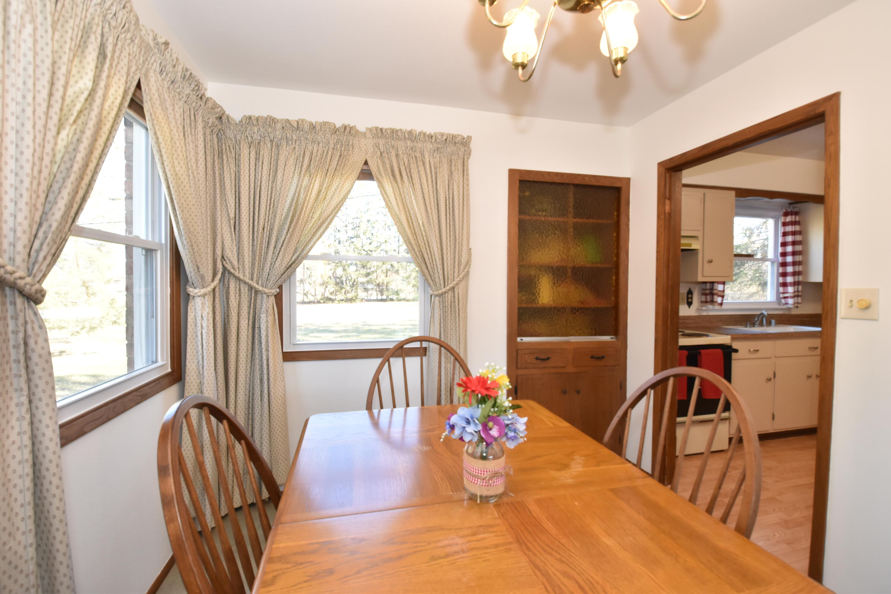 2324 South Brookland Road New Berlin, WI 53151 - Photo 11 of 56 Dining room 4