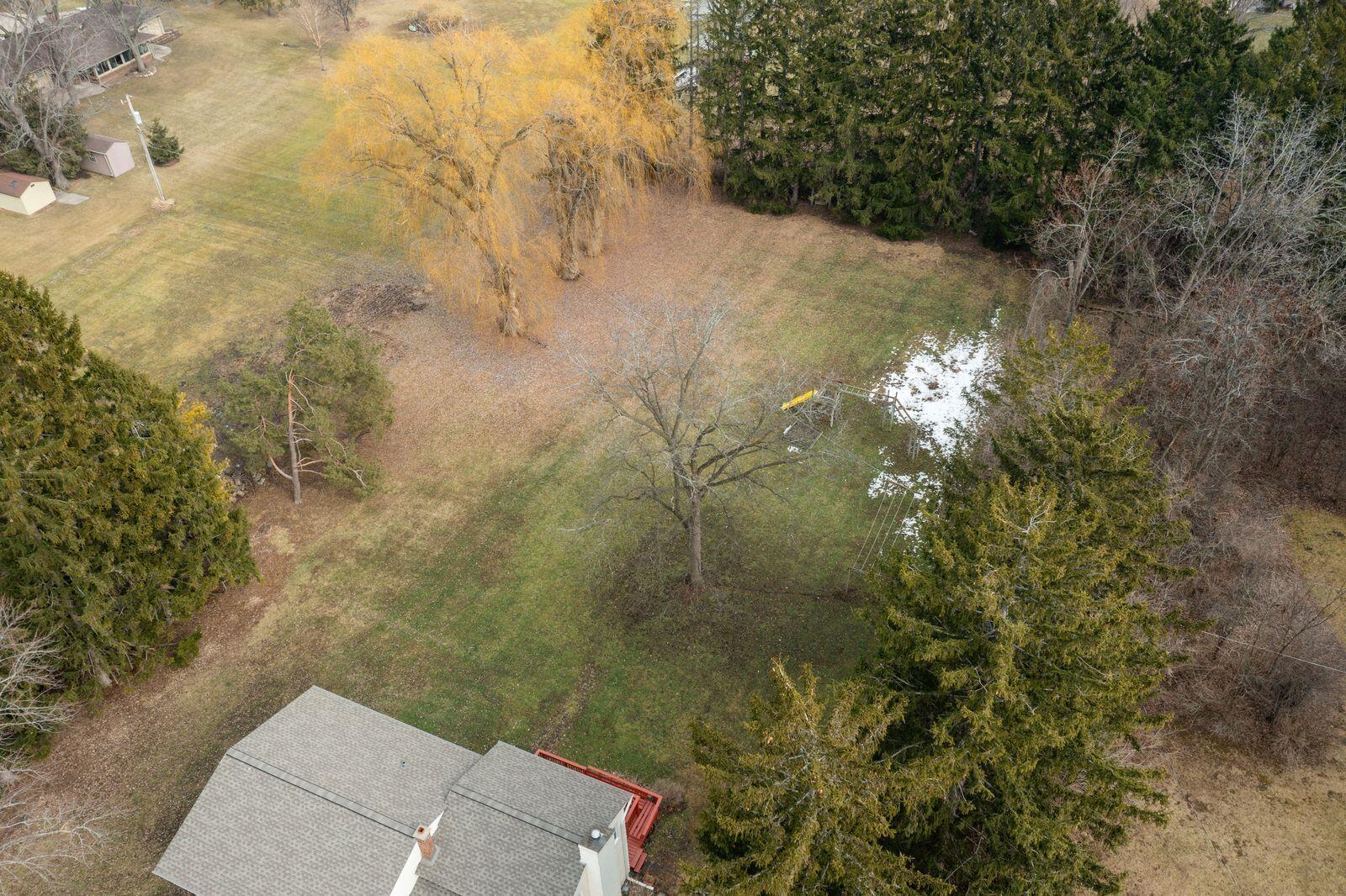 2324 South Brookland Road New Berlin, WI 53151 - Photo 50 of 56 Sky 4