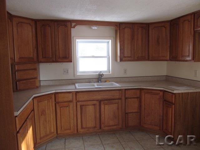 15188 Livermore Road Pinckney, MI 48169 - Photo 4 of 8 Gallery Image 4