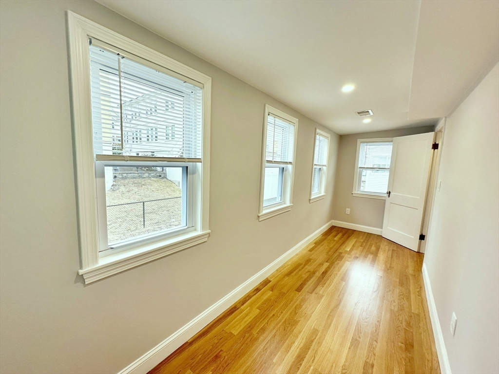 75 Governor Winthrop Road Somerville, MA 02145 - Photo 29 of 35