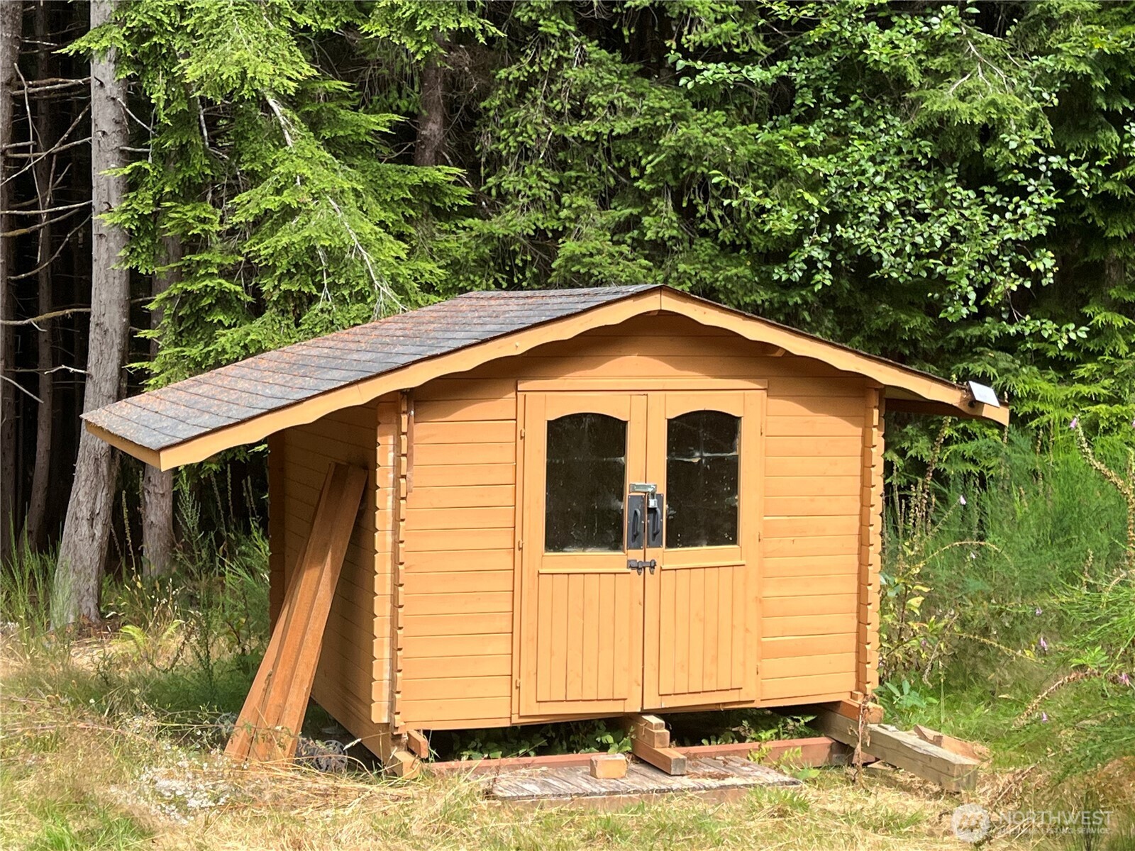 282 Copalis Beach Road Copalis Beach, WA 98535 - Photo 13 of 29 a view of a house with backyard