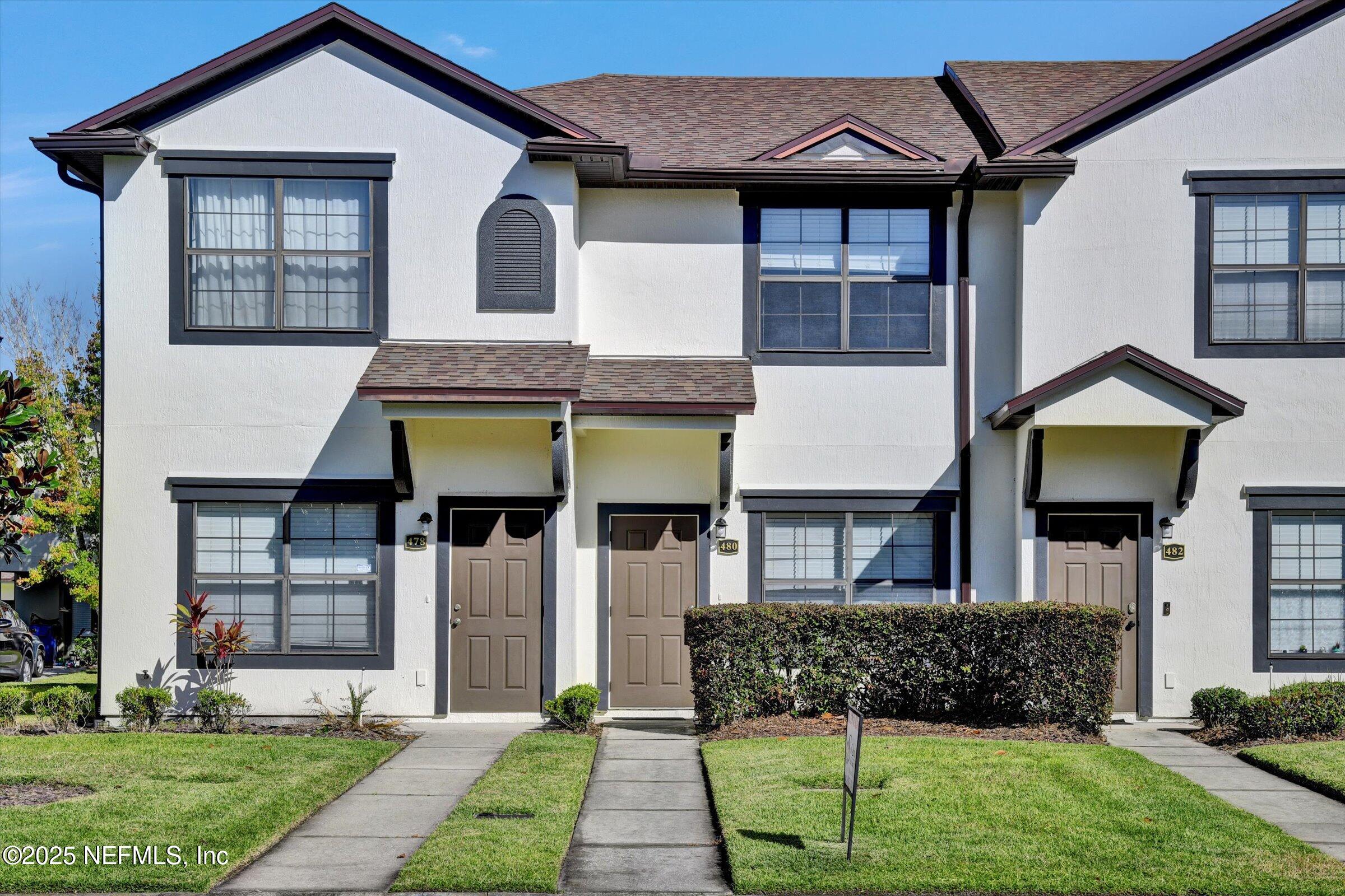 01-480 Cabernet Place-1