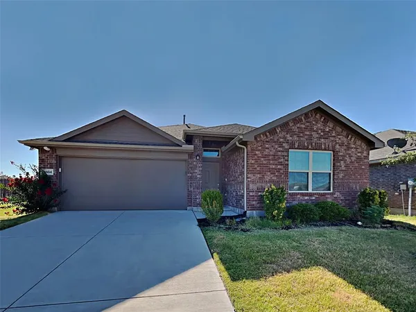 $2,090 | 14604 Snowy River Court, Fort Worth, TX 76052