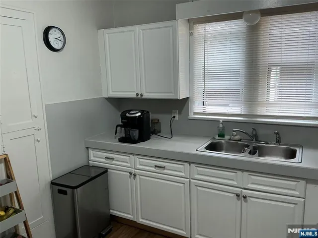 $3,200 | 126 West Hudson Avenue, Unit 1, Englewood, NJ 07631