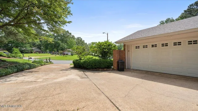 $354,900 | 555 Rusk Drive, Brandon, MS 39047