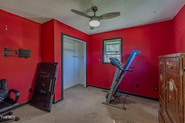 $265,900 | 481 Riverview Drive, Johnson City, TN 37601