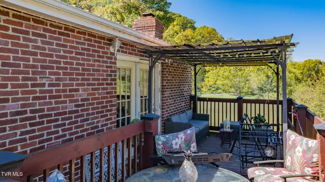 $265,900 | 481 Riverview Drive, Johnson City, TN 37601