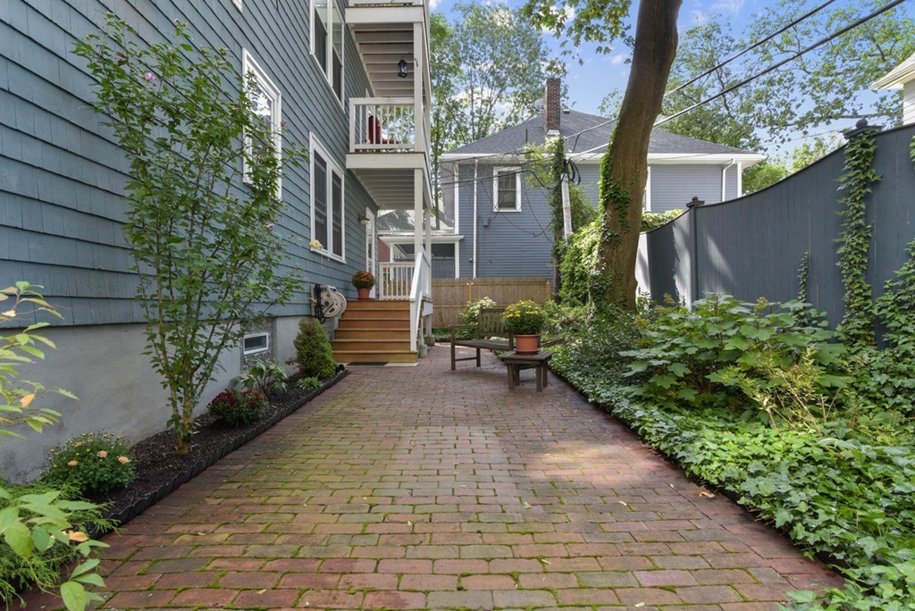 23 Goldsmith Street, Unit 1 Boston, MA 02130 - Photo 18 of 22