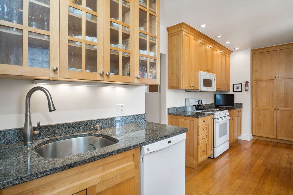 23 Goldsmith Street, Unit 1 Boston, MA 02130 - Photo 5 of 22