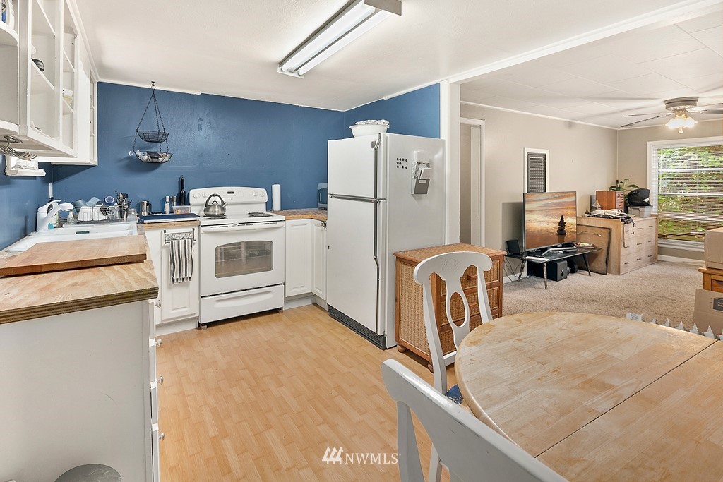 2932 Benson Road South Renton, WA 98055 - Photo 19 of 39