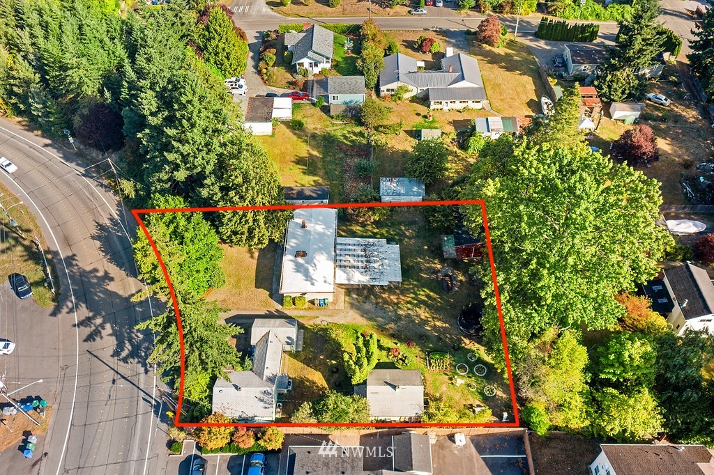 2932 Benson Road South Renton, WA 98055 - Photo 3 of 39