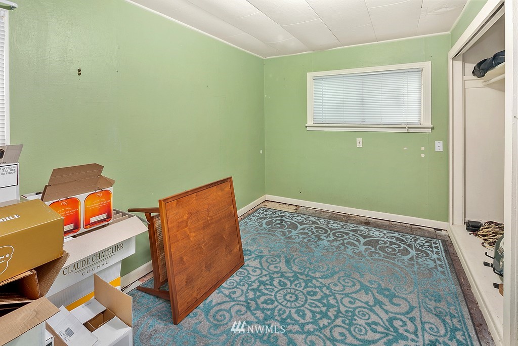 2932 Benson Road South Renton, WA 98055 - Photo 21 of 39