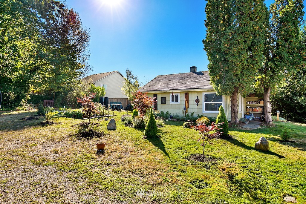 2932 Benson Road South Renton, WA 98055 - Photo 25 of 39