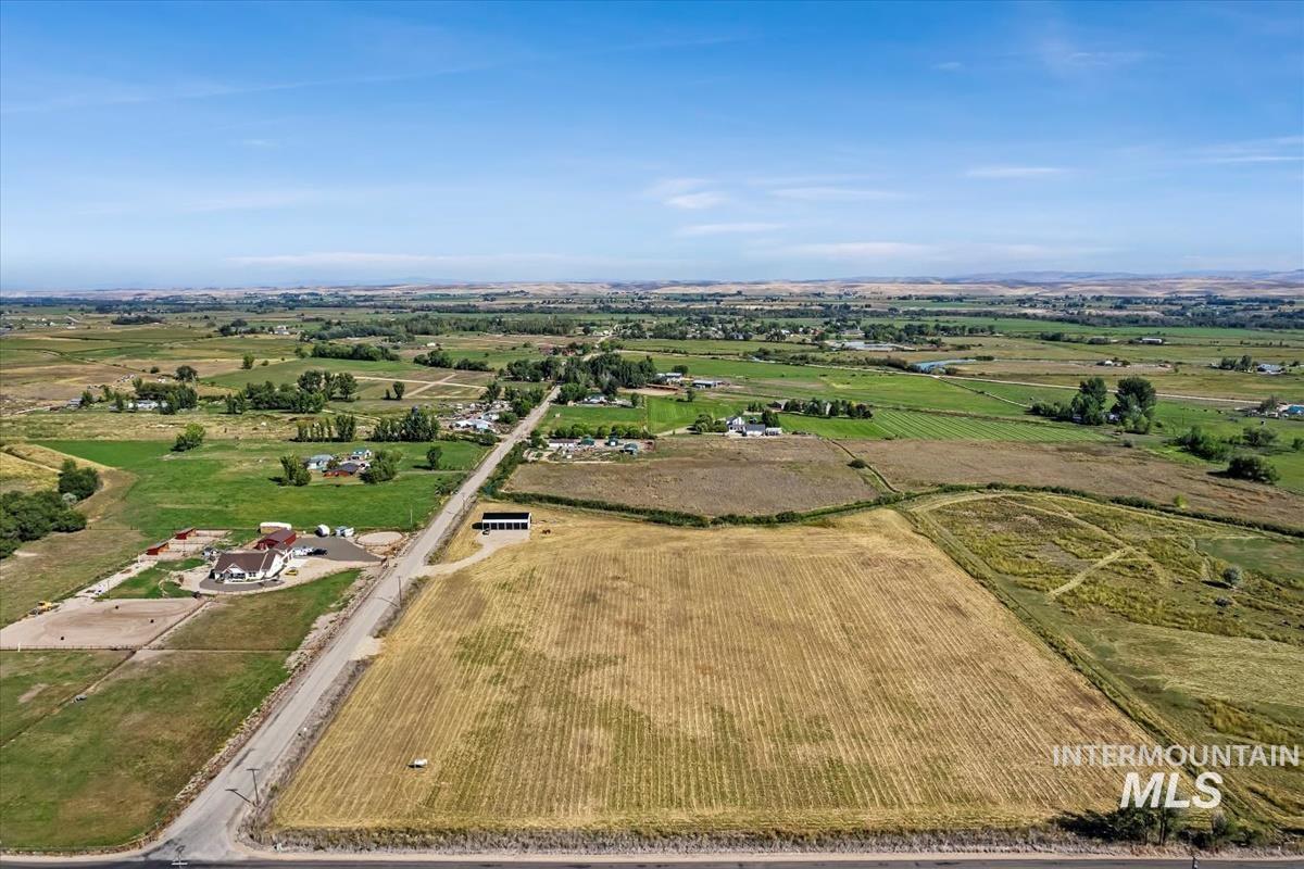 2670 Berglund Road Emmett, ID 83617 - Photo 14 of 22 Aerial view of sparsely populated area