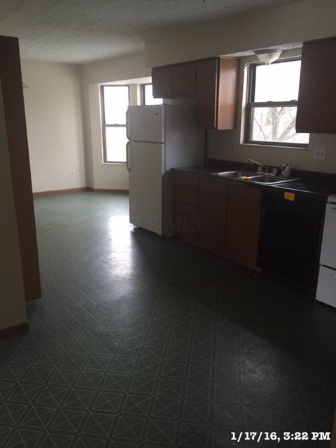 3120 Crossgate Road Columbus, OH 43232 - Photo 3 of 16 Gallery Image 3