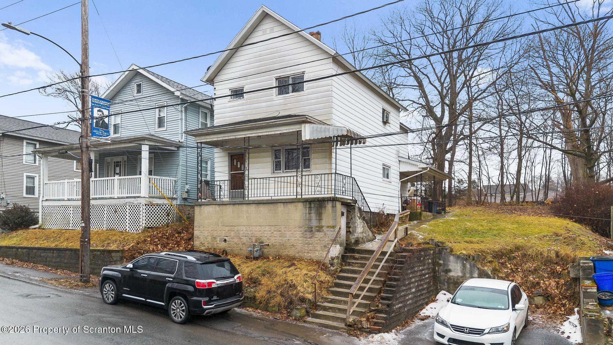 463 Oak Street Scranton, PA 18508 - Photo 2 of 30 DJI_0443-2