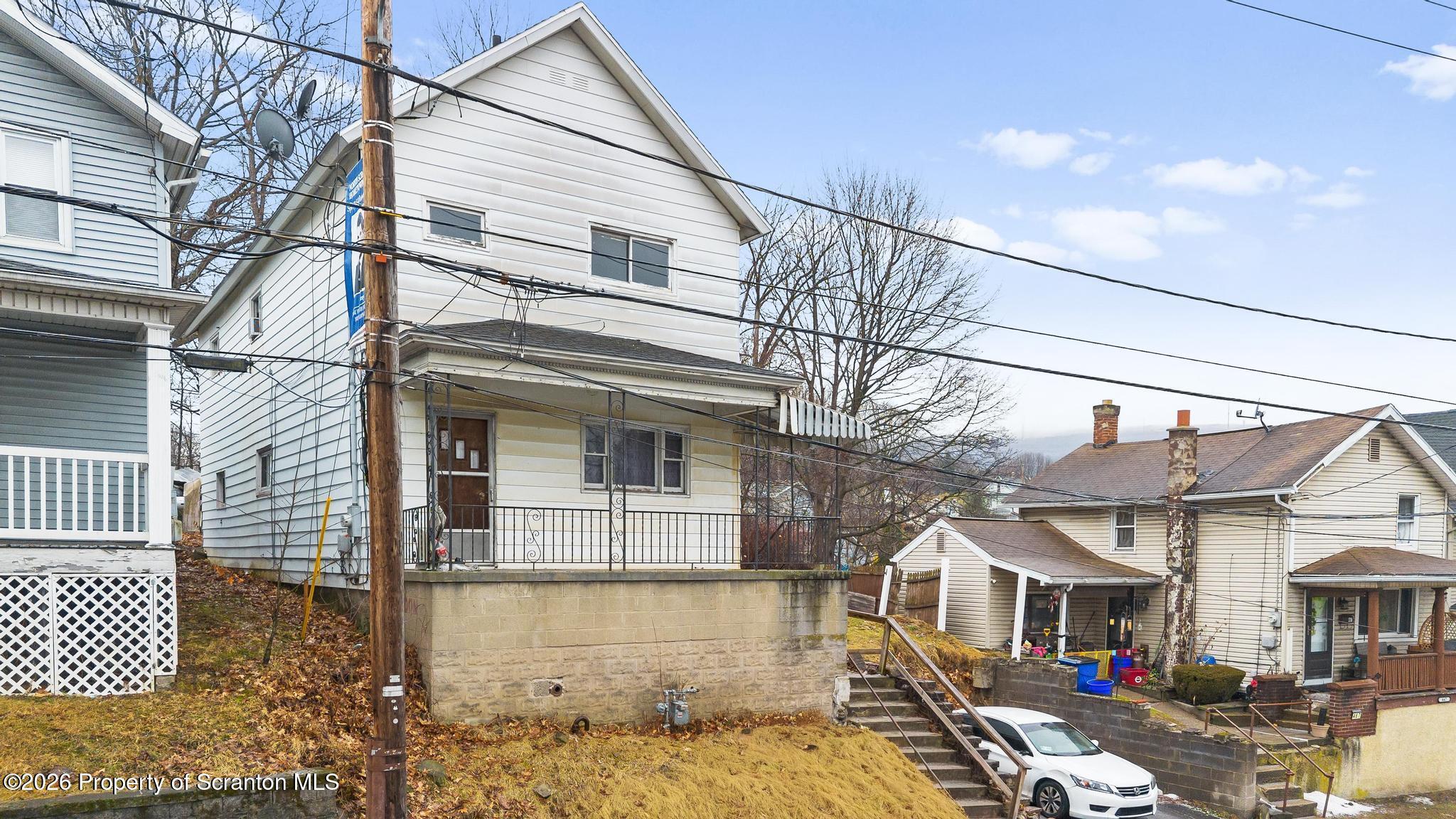 463 Oak Street Scranton, PA 18508 - Photo 3 of 30 DJI_0447-3