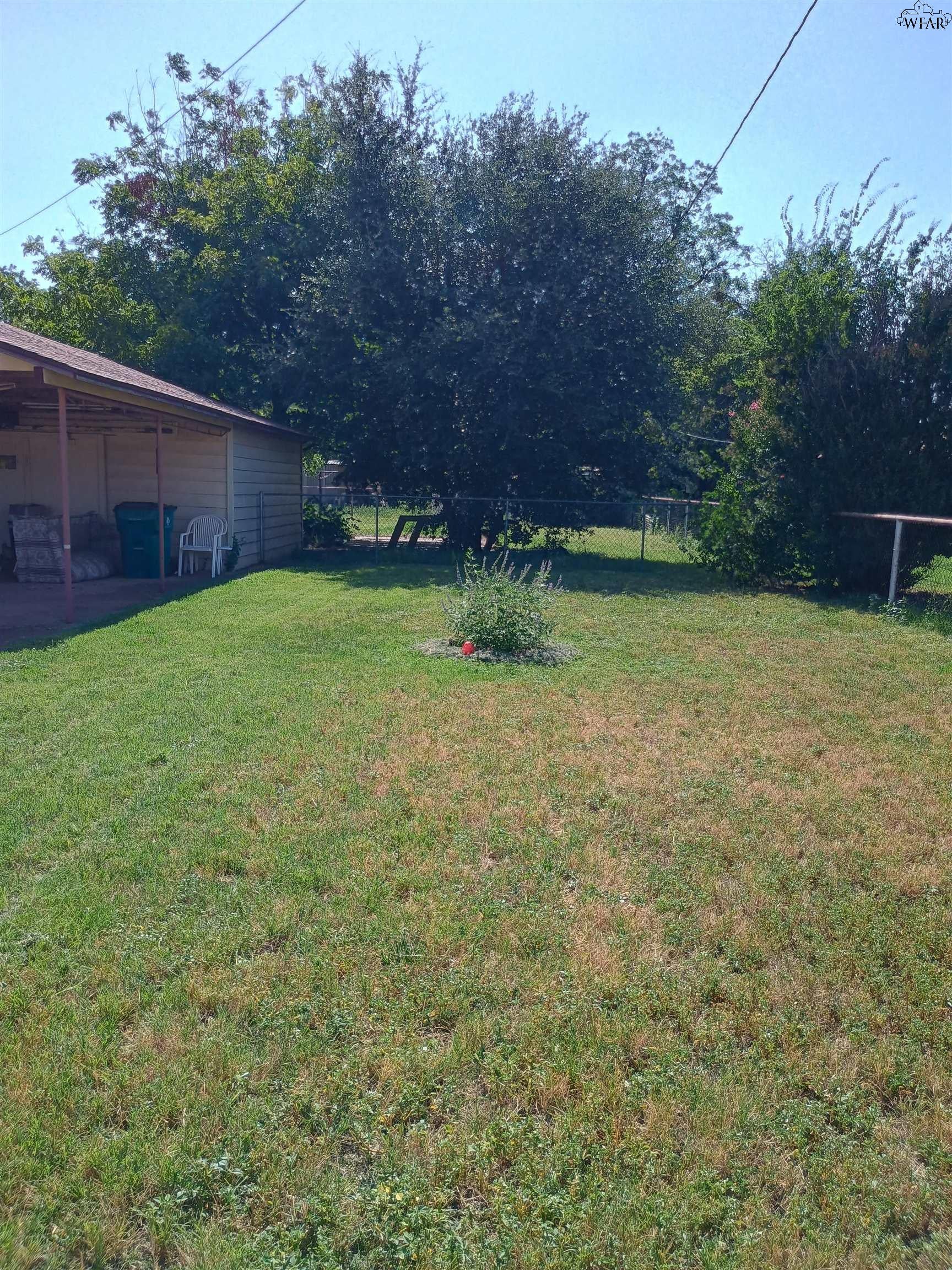 903 Plainview Road Seymour, TX 76380 - Photo 17 of 22 Gallery Image 17