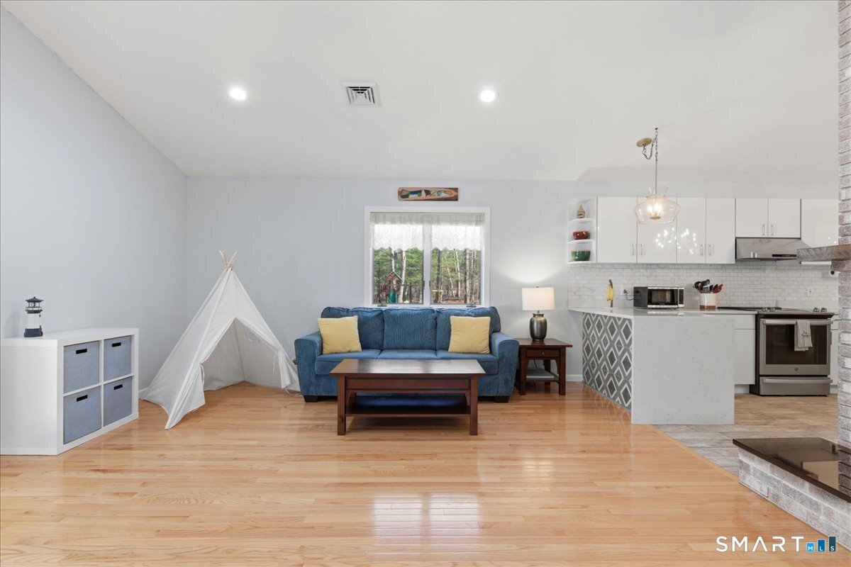 215 Cranberry Pond Road Norwich, CT 06360 - Photo 25 of 38