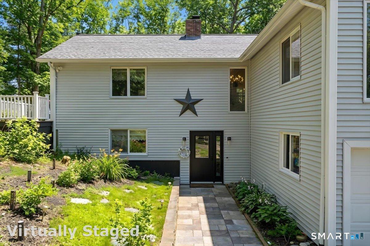 215 Cranberry Pond Road Norwich, CT 06360 - Photo 3 of 38