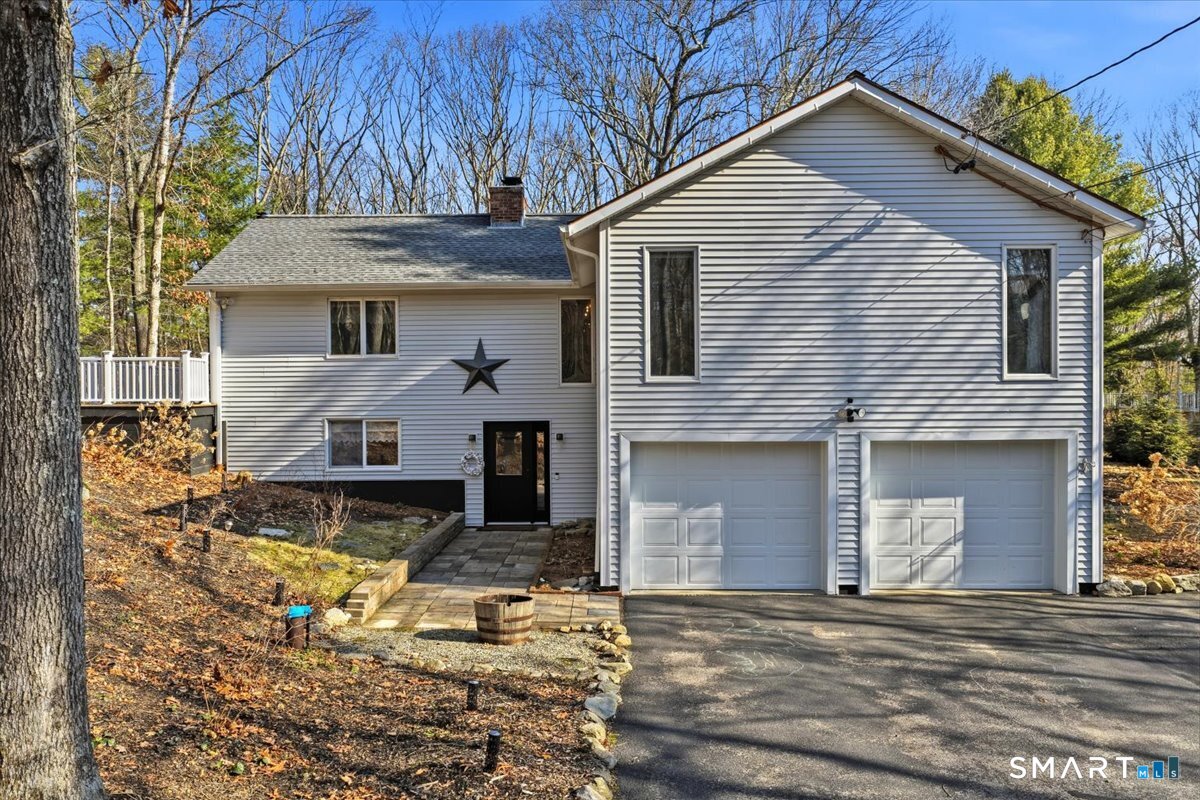 215 Cranberry Pond Road Norwich, CT 06360 - Photo 4 of 38