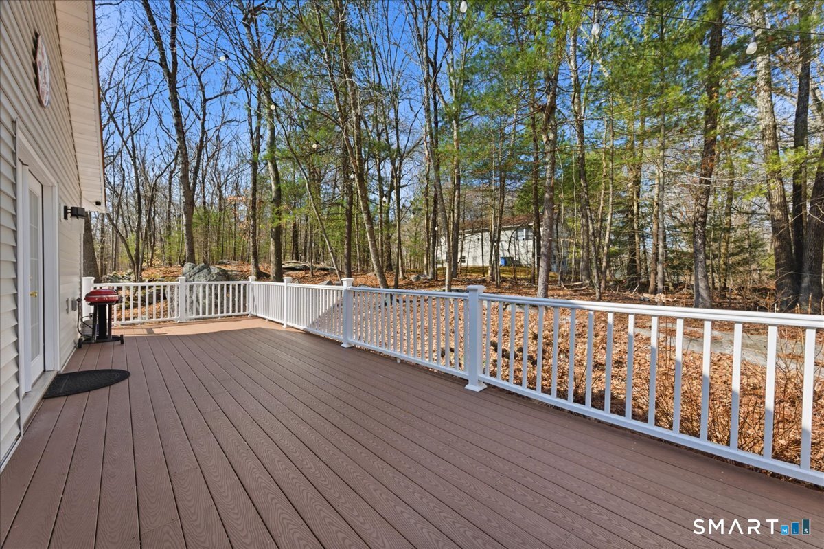 215 Cranberry Pond Road Norwich, CT 06360 - Photo 5 of 38