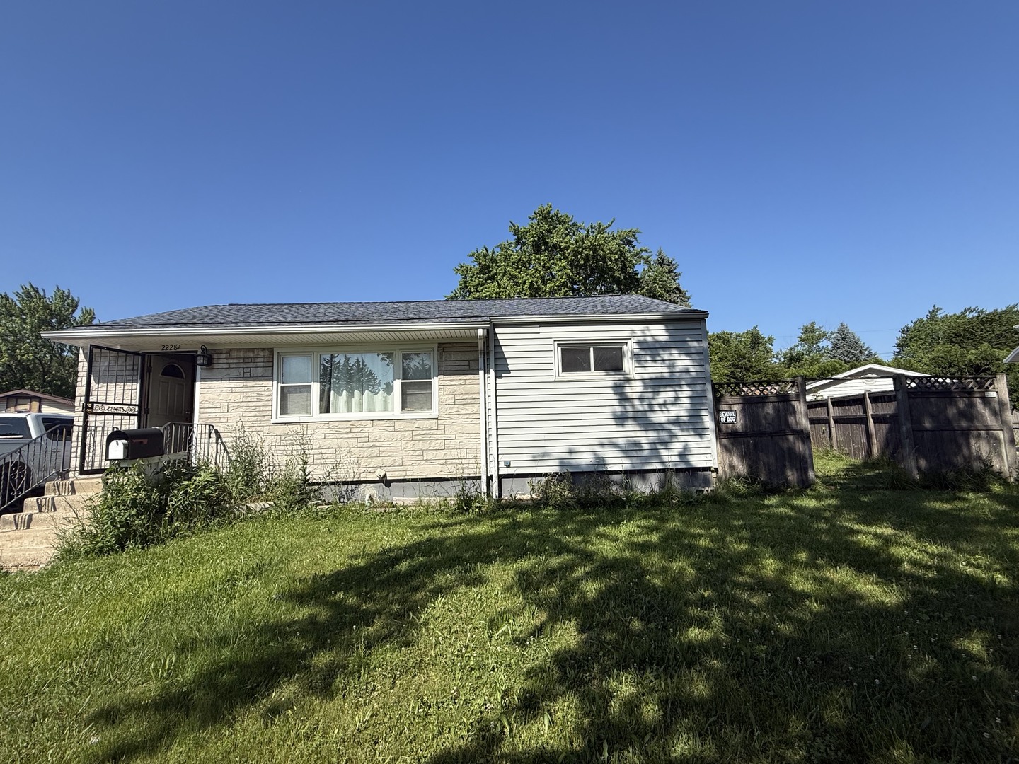 2228 Shawnee Road Waukegan, IL 60087 - Photo 1 of 22