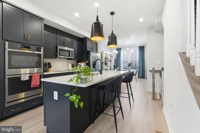 $3,800 | 2818 Dart Drive, Alexandria, VA 22306