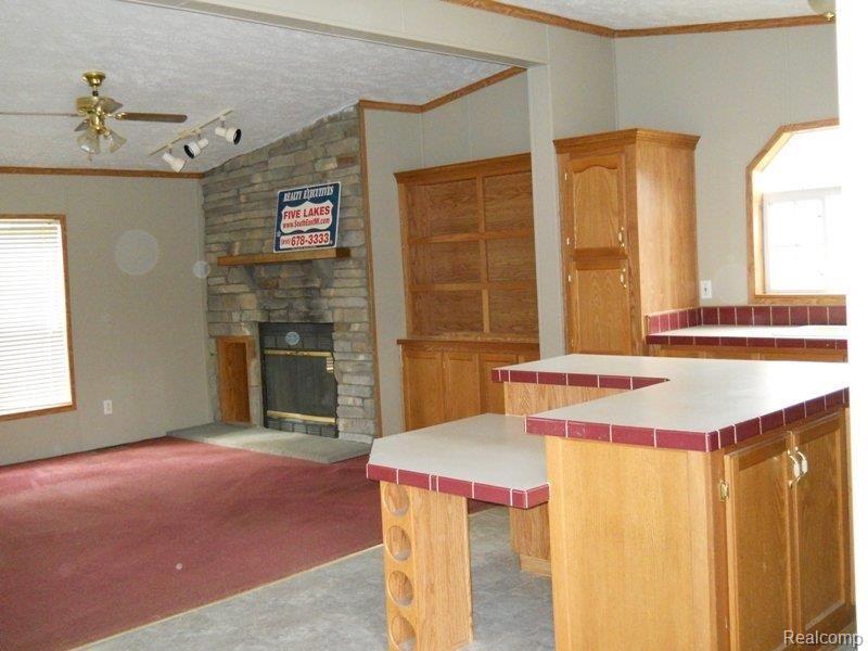 2431 Belsay Road Burton, MI 48519 - Photo 2 of 6 2.jpg