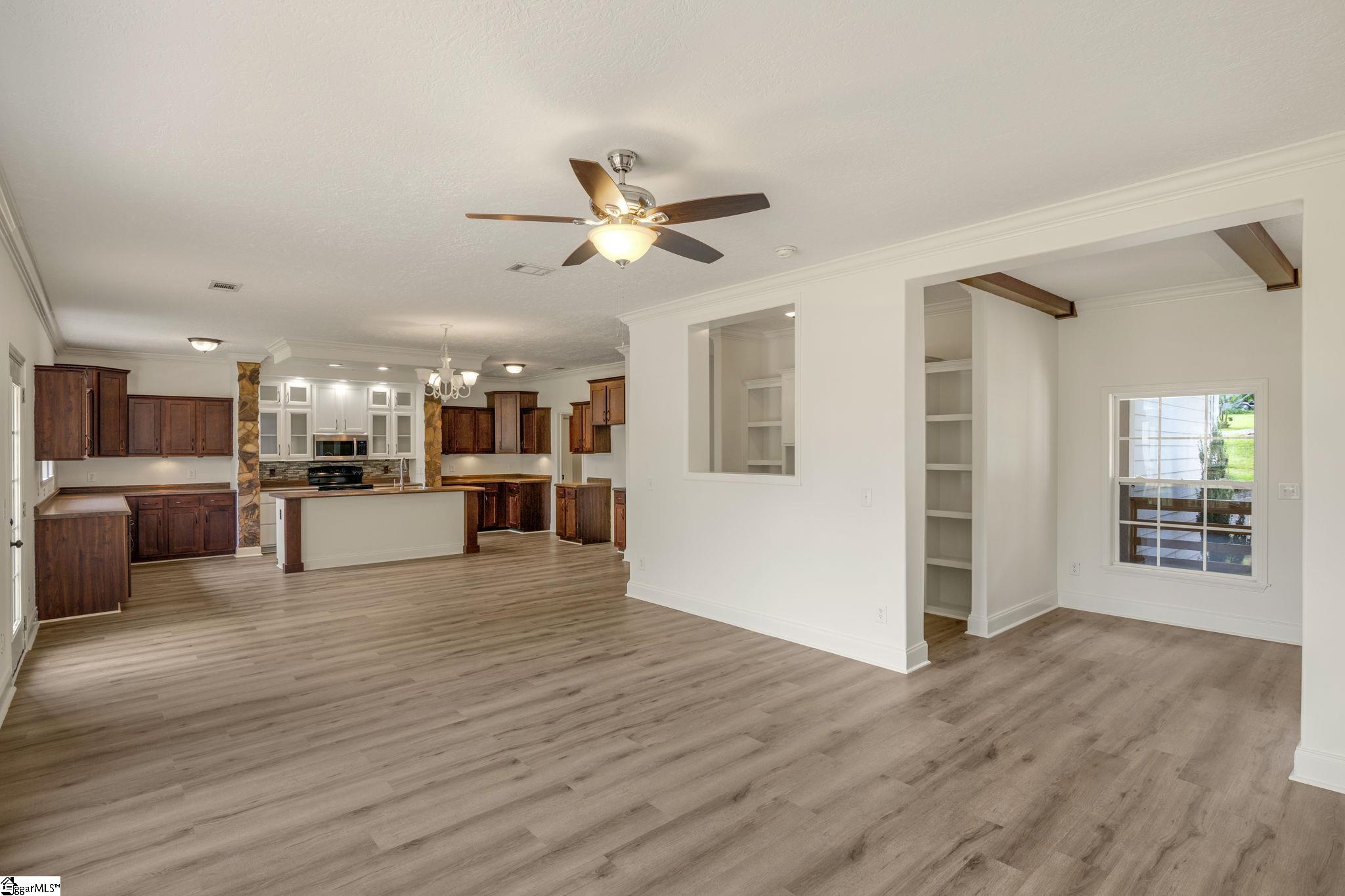 4730 Jordan Road Greer, SC 29651 - Photo 8 of 36